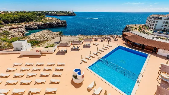 Неделя в 3* отеле Hotel BelleVue Belsana за 2 529 zł