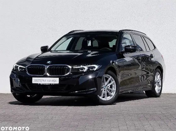 2025 BMW 3 Series 320i for 169,900 zł at OTOMOTO