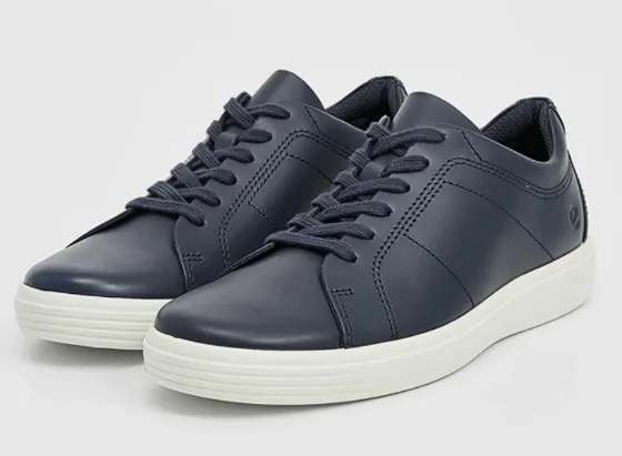 Ecco Leather Sneakers at 66% Off — Just 208.90 zł at Lounge by Zalando