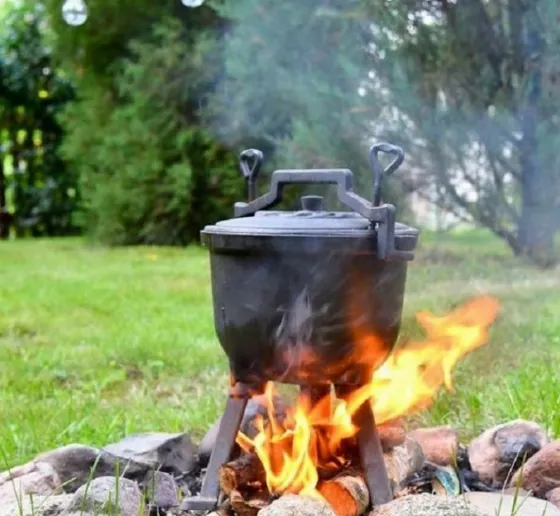 Чугунный котелок 8L всего за 109 zł на Allegro