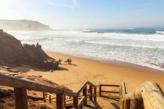 Fly to Algarve: Charter Flights for 450 zł with Luggage