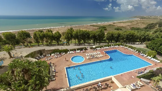 Неделя в Сицилии в 4* отеле Hotel Paradise Beach Resort за 2 529 zł