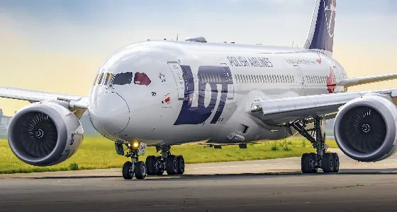 Fly to Bologna for 379 zł — Crazy Wednesday at LOT